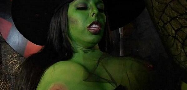  Fucking The Wicked Witch
